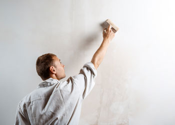 Immobito-Full-Service-Anbieter-Dienstleistungen-Arbeiten-im-und-ums-Haus-Renovierung-und-Malerarbeiten